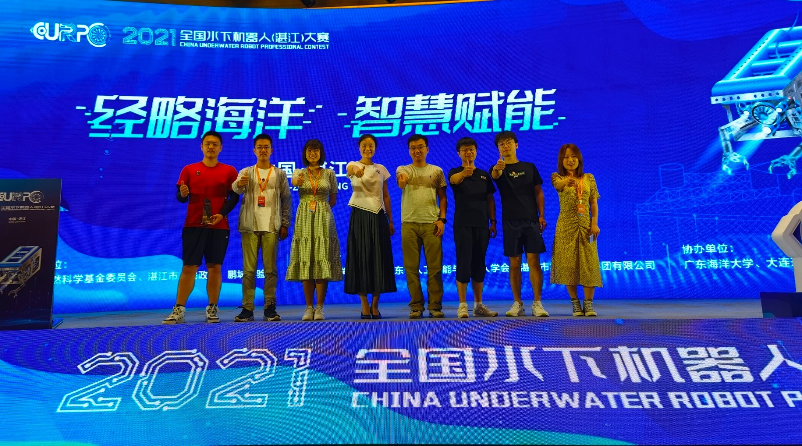 FJrUzazYraMf.jpg FJrUzazYraMf.jpg