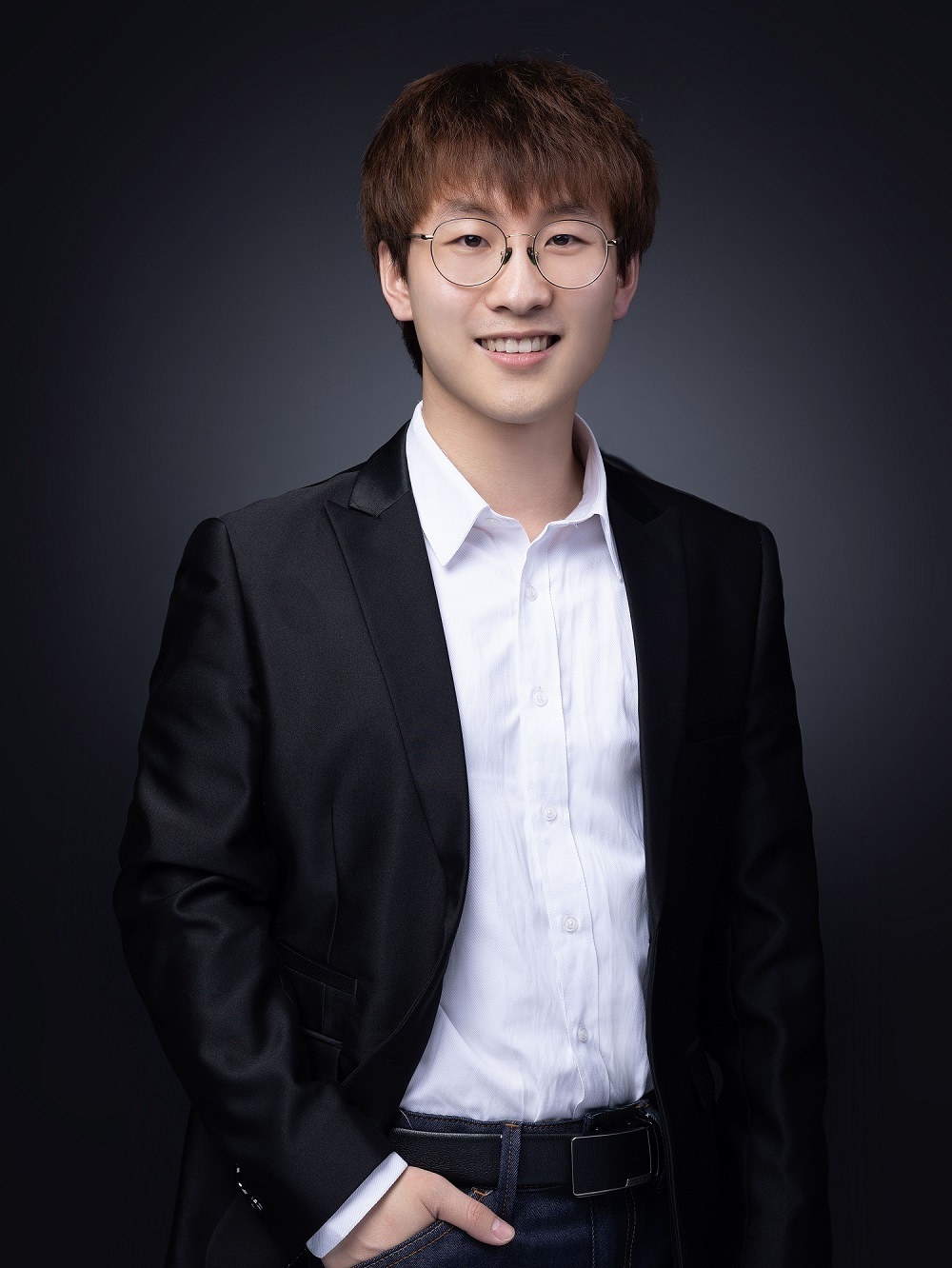 刘新宇.jpg 刘新宇.jpg