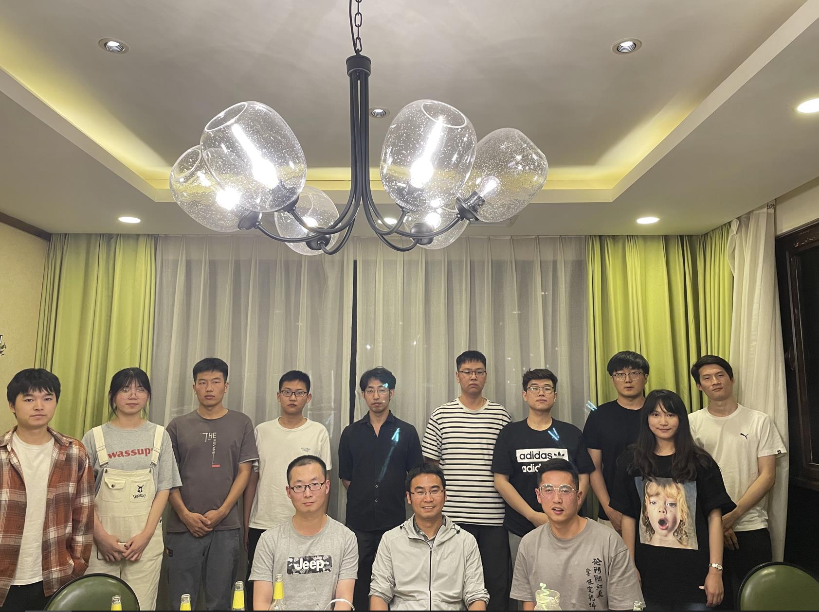 欢送毕业生.jpg